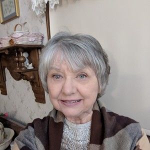 Meet your Posher, Sandy